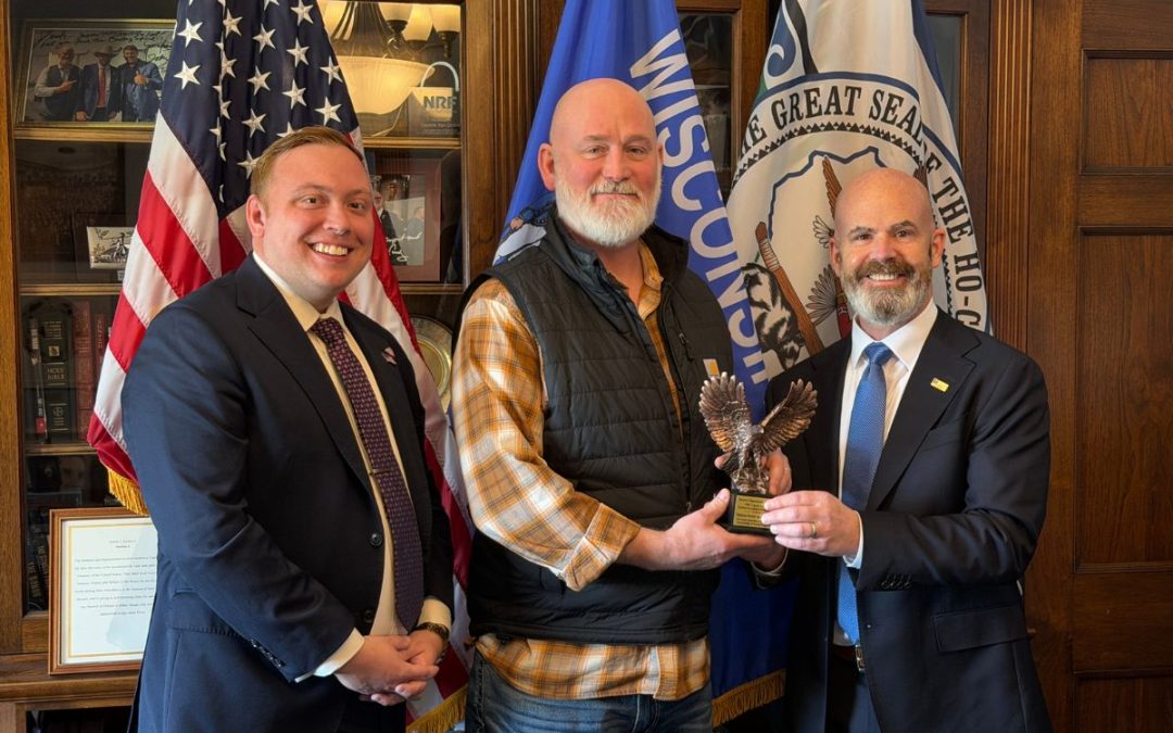 ROA Presents Inaugural Excellence in Legislative Readiness Award to Congressman Derrick Van Orden