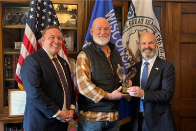 ROA Presents Inaugural Excellence in Legislative Readiness Award to Congressman Derrick Van Orden